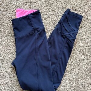 Lilly Pulitzer luxletic weekender high rise midi leggings mesh hem side pockets